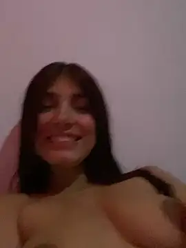 Snapshot of thamygomezz chatting on January 30, 5:52 am thamygomezz online show from January 30, 5:52 am