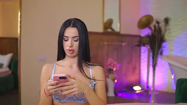 Jenna Day online show from January 11, 11:45 am
