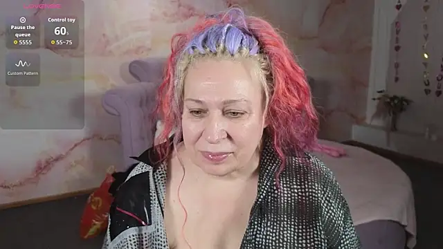 Penelope Pinky online show from November 29, 8:06 am