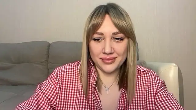 Snapshot of VickyLove047 chatting on March 9, 5:55 am VickyLove047 online show from March 9, 5:55 am