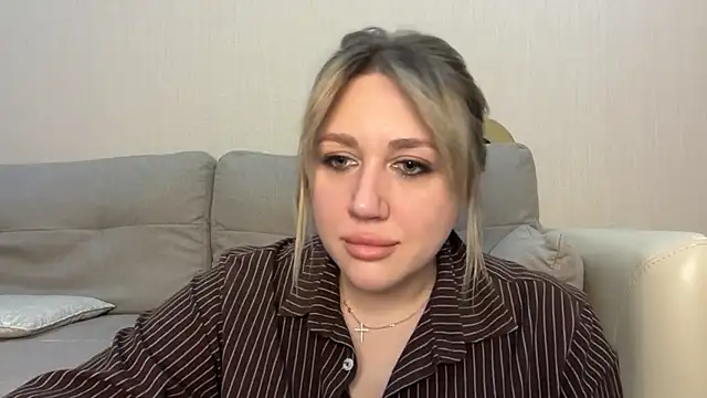 Snapshot of VickyLove047 chatting on March 31, 5:57 pm VickyLove047 online show from March 31, 5:57 pm