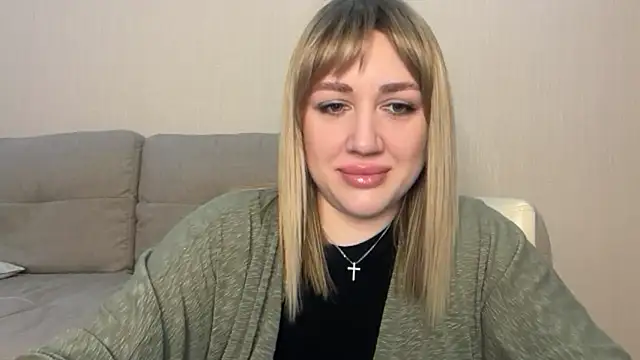 Snapshot of VickyLove047 chatting on April 4, 6:22 am VickyLove047 online show from April 4, 6:22 am