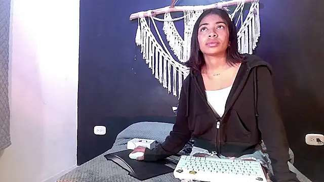 anais tgn online show from March 15, 6:43 pm