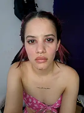 franchezkavegaaa online show from February 6, 5:40 pm