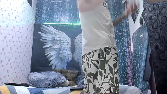 Snapshot of exotic_hot_couple chatting on March 25, 10:27 pm exotic hot couple online show from March 25, 10:27 pm