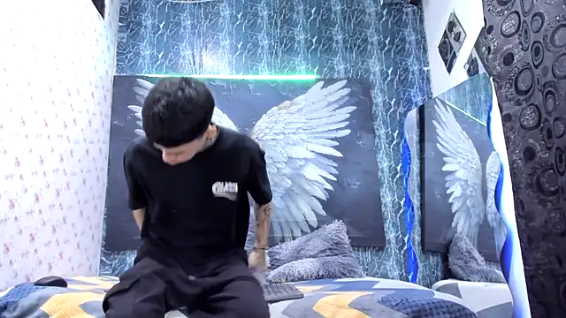 Snapshot of exotic_hot_couple chatting on March 30, 10:00 pm exotic hot couple online show from March 30, 10:00 pm