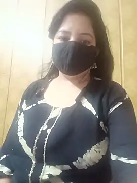 Snapshot of hornycoupleJandS chatting on June 9, 7:36 pm hornycoupleJandS online show from June 9, 7:36 pm