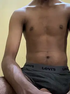 Snapshot of suryaprakash__ chatting on March 21, 9:01 am suryaprakash online show from March 21, 9:01 am