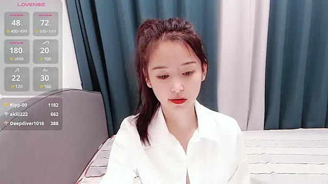 CN-Babycat online show from February 12, 1:37 pm