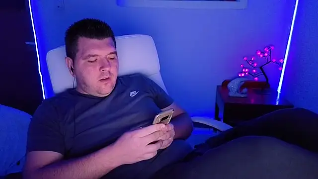 Snapshot of JasonJacks chatting on September 27, 2:27 am JasonJacks online show from September 27, 2:27 am