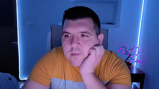 Snapshot of JasonJacks chatting on October 19, 12:55 am JasonJacks online show from October 19, 12:55 am