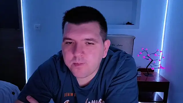 Snapshot of JasonJacks chatting on October 21, 2:56 am JasonJacks online show from October 21, 2:56 am