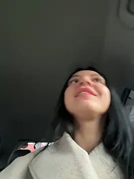 JulliaVegas online show from December 19, 3:29 am
