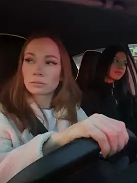 JulliaVegas online show from December 20, 2:30 am