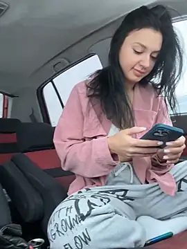 JulliaVegas online show from January 7, 3:24 am