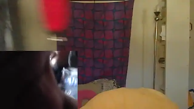 Snapshot of cum2mary_ chatting on January 4, 2:46 pm cum2mary online show from January 4, 2:46 pm