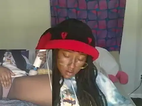 Snapshot of cum2mary_ chatting on January 5, 2:30 pm cum2mary online show from January 5, 2:30 pm
