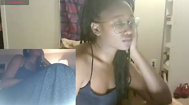 Snapshot of cum2mary_ chatting on January 9, 11:34 pm cum2mary online show from January 9, 11:34 pm