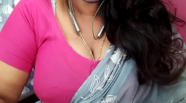 Snapshot of Tamilsathya2024 chatting on March 10, 5:29 pm Tamilsathya2024 online show from March 10, 5:29 pm