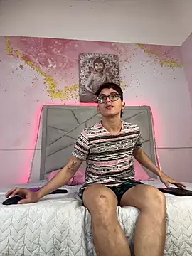 Snapshot of JACK_BLOSSOM_ chatting on December 22, 11:44 am JACK BLOSSOM online show from December 22, 11:44 am