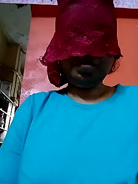 Snapshot of sunita-doll chatting on March 18, 1:42 am sunita-doll online show from March 18, 1:42 am