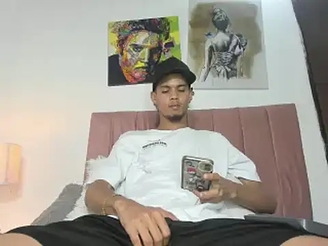 Snapshot of Cain_369 chatting on January 24, 11:56 pm Cain 369 online show from January 24, 11:56 pm