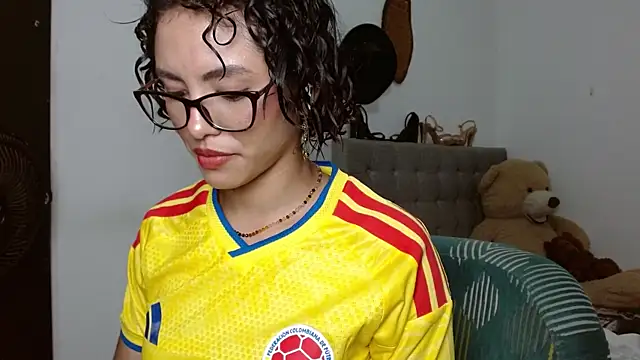 Sexy Lia  online show from June 28, 3:01 am