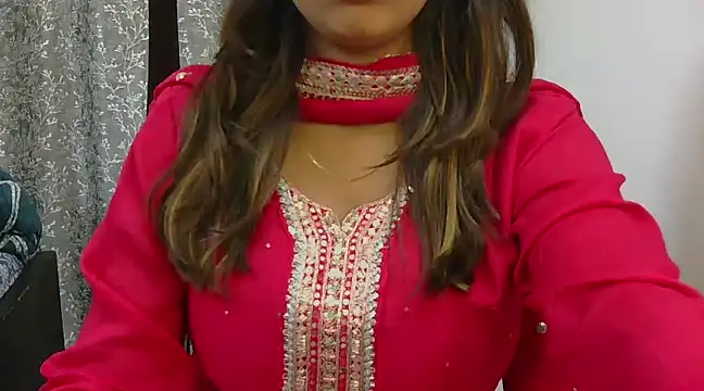 Snapshot of chavi_12 chatting on February 19, 5:38 pm chavi 12 online show from February 19, 5:38 pm