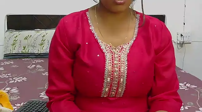 Snapshot of chavi_12 chatting on March 1, 4:11 pm chavi 12 online show from March 1, 4:11 pm