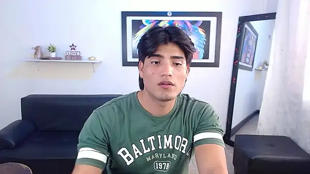 Snapshot of Bigmark18 chatting on January 15, 8:26 pm Bigmark18 online show from January 15, 8:26 pm