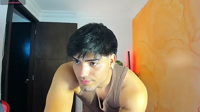 Snapshot of Bigmark18 chatting on September 8, 7:02 pm Bigmark18 online show from September 8, 7:02 pm