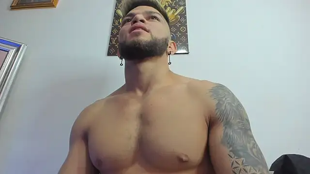 vincent carusso94 online show from January 19, 4:22 am
