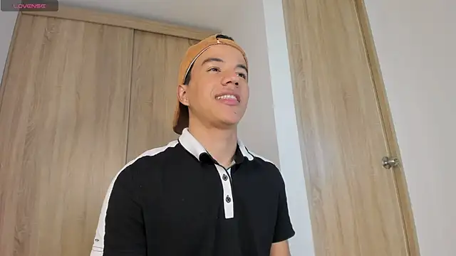 lucas wellx online show from April 14, 3:01 am