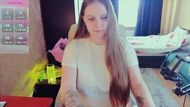 Snapshot of Alice_Dreamgirl_ chatting on March 15, 10:57 am Alice Dreamgirl online show from March 15, 10:57 am