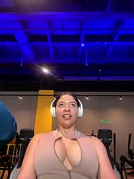 johanafox  online show from January 15, 7:17 pm