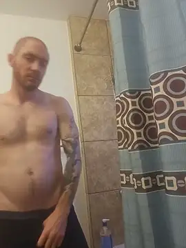 Huntzg23 online show from February 8, 7:17 pm