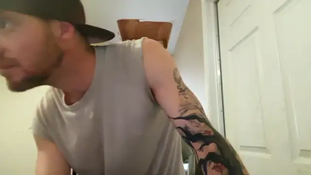 Huntzg23 online show from May 2, 5:51 pm