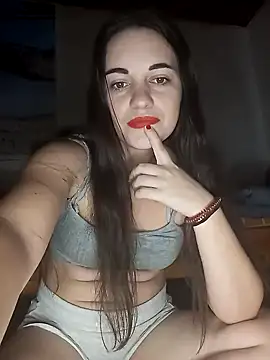 Snapshot of Eleni_Pappa chatting on February 5, 6:15 pm Eleni Pappa online show from February 5, 6:15 pm