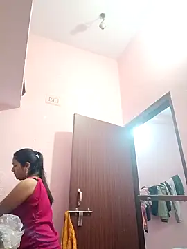 Hot-shot99 online show from February 7, 10:09 pm