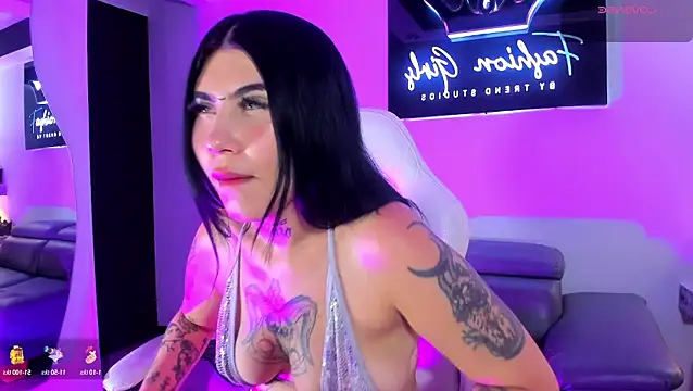 MegganLuna online show from December 31, 11:28 pm