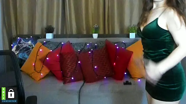 Snapshot of Alicia_redfollow chatting on January 24, 9:26 pm Alicia redfollow online show from January 24, 9:26 pm