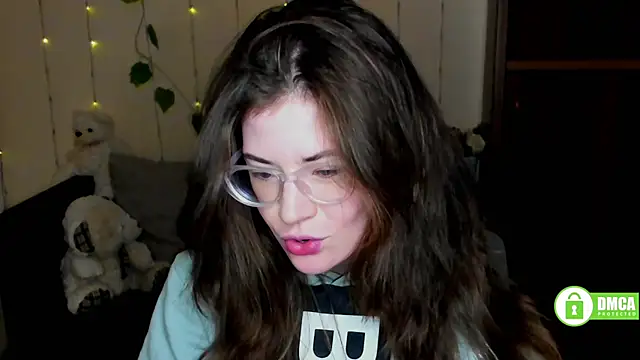 Snapshot of Alicia_redfollow chatting on February 18, 6:26 pm Alicia redfollow online show from February 18, 6:26 pm