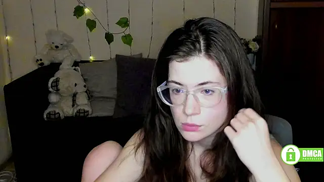 Snapshot of Alicia_redfollow chatting on February 20, 3:34 am Alicia redfollow online show from February 20, 3:34 am