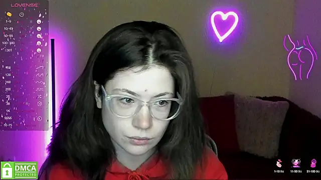 Snapshot of Alicia_redfollow chatting on March 8, 6:32 am Alicia redfollow online show from March 8, 6:32 am