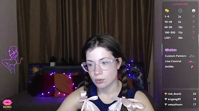 Snapshot of Alicia_redfollow chatting on March 9, 9:25 pm Alicia redfollow online show from March 9, 9:25 pm