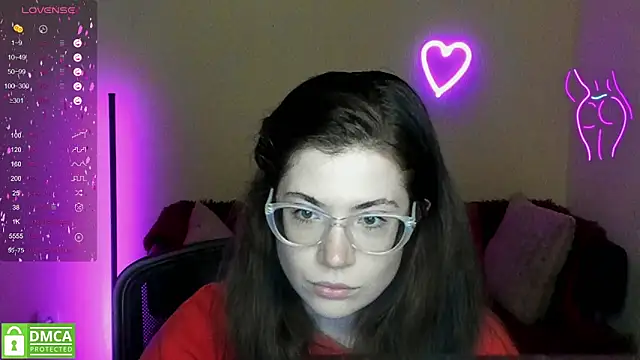 Snapshot of Alicia_redfollow chatting on March 11, 12:28 pm Alicia redfollow online show from March 11, 12:28 pm