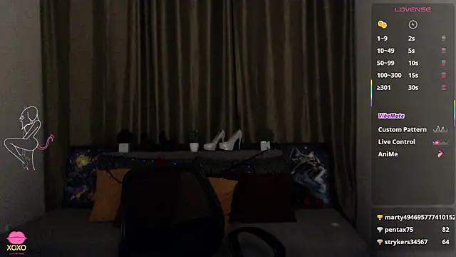 Snapshot of Alicia_redfollow chatting on March 14, 3:37 am Alicia redfollow online show from March 14, 3:37 am