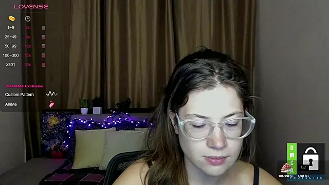 Snapshot of Alicia_redfollow chatting on September 14, 5:23 pm Alicia redfollow online show from September 14, 5:23 pm