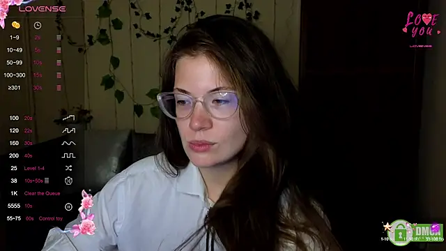 Snapshot of Alicia_redfollow chatting on September 21, 5:25 pm Alicia redfollow online show from September 21, 5:25 pm