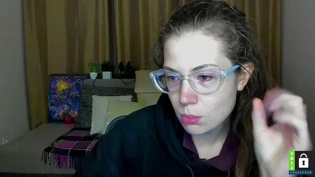 Snapshot of Alicia_redfollow chatting on October 11, 5:22 pm Alicia redfollow online show from October 11, 5:22 pm